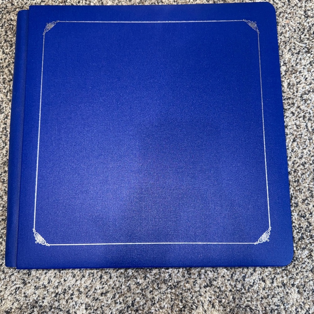 Creative Memories 12x12 Royal Blue Album with 15 Off White Pages